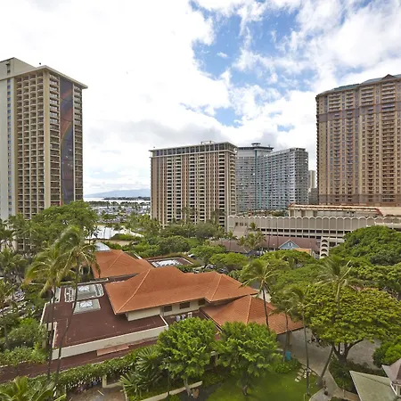 Hilton Hawaiian Village Waikiki Beach Resort Honolulu Exterior photo