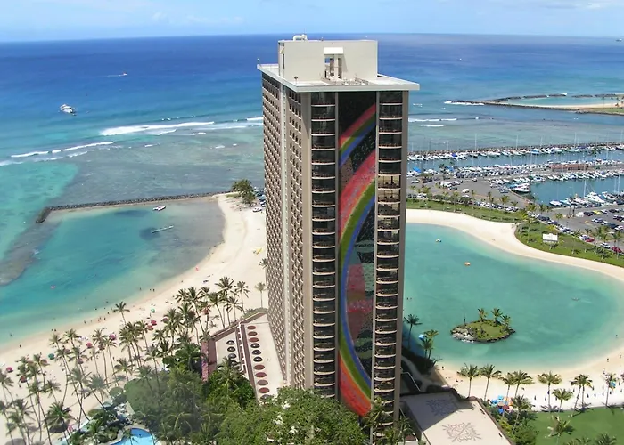 Hilton Hawaiian Village Waikiki Beach Resort